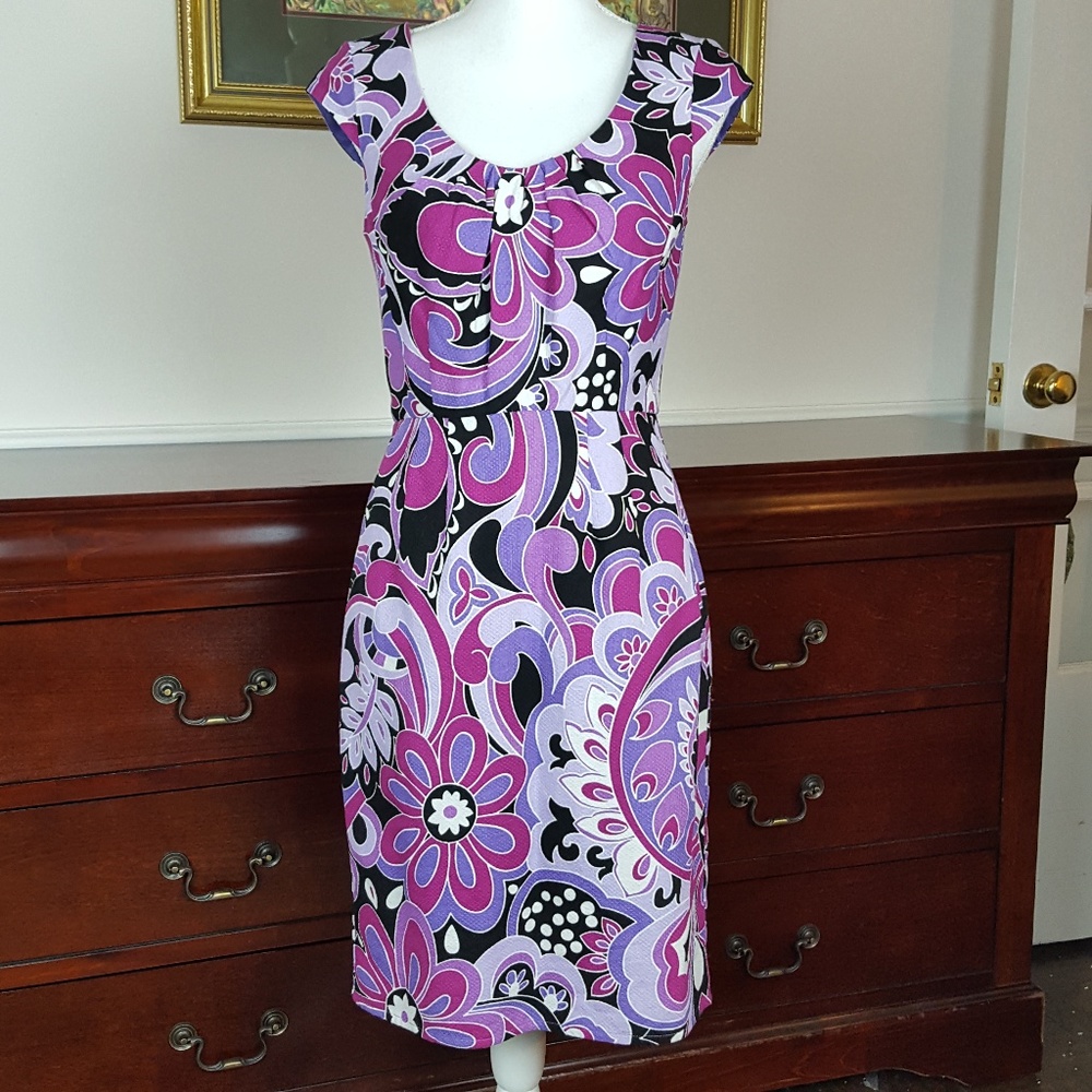 Adrianna Papell Purple Flower Mod Sheath SZ 6